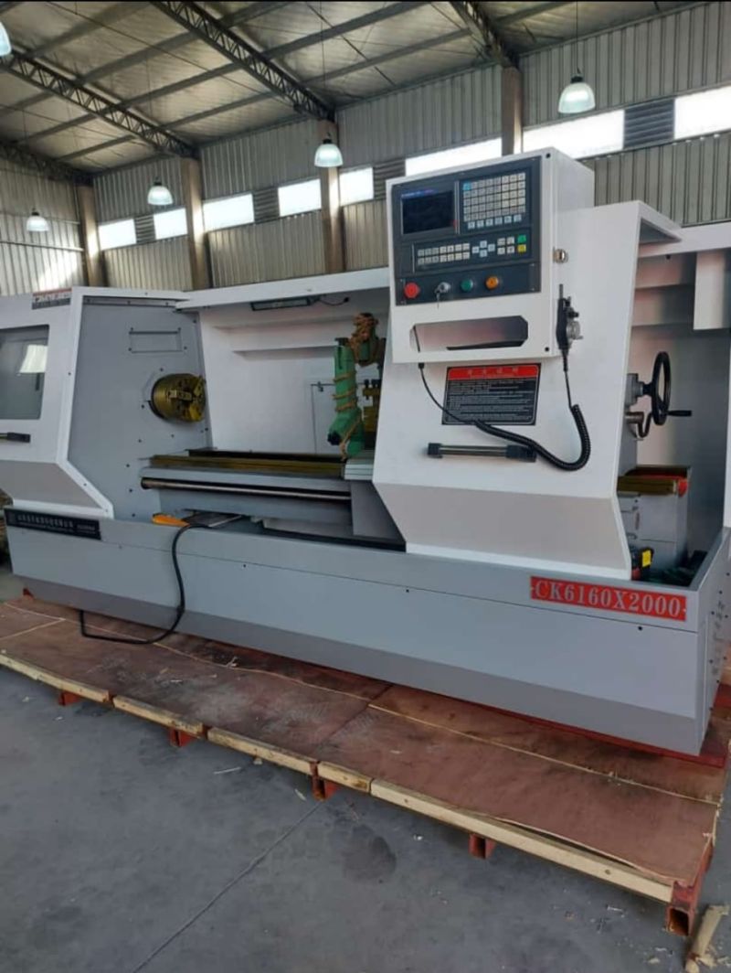 تصل مخرطة CNC إلى مصنع العملاء في الأرجنتين