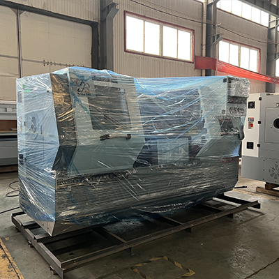 مخرطة CNC ذات السرير المسطح CK6150X1500