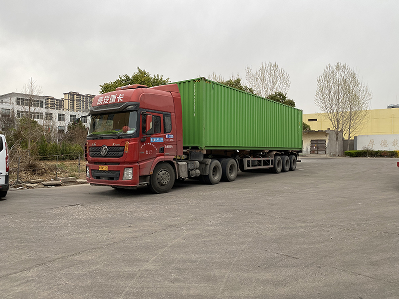 3 sets of CNC turning and milling compound sent to Russia