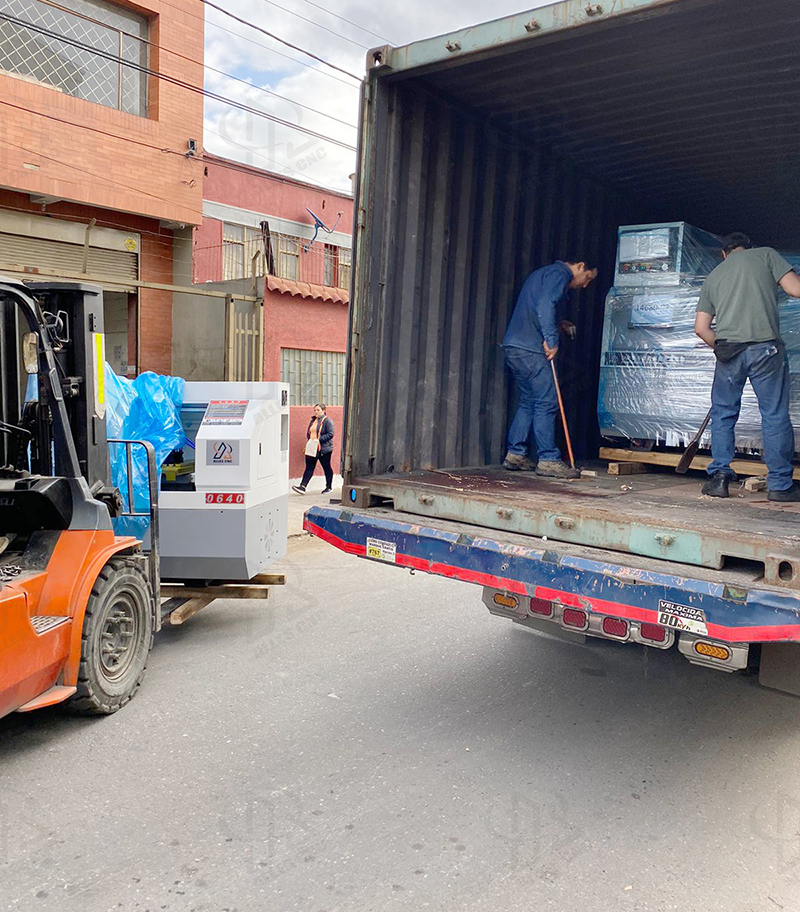 Cliente de Columbia recibió 4 tornos CNC CK0640