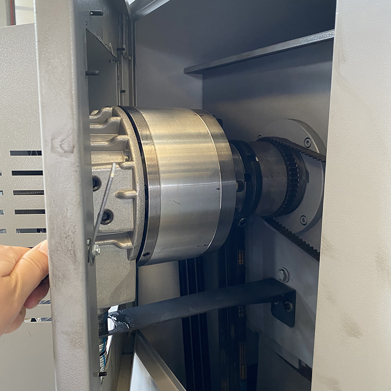 Torno CK6160x2000 Torno de corte de metal CNC